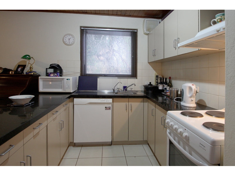 22/70 Finniss Street, North Adelaide Sold by Booth Real Estate - image 1