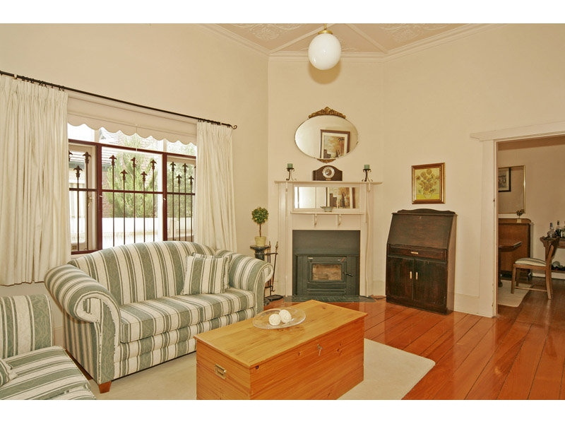 12 Malvern Avenue, Malvern Sold by Booth Real Estate - image 1