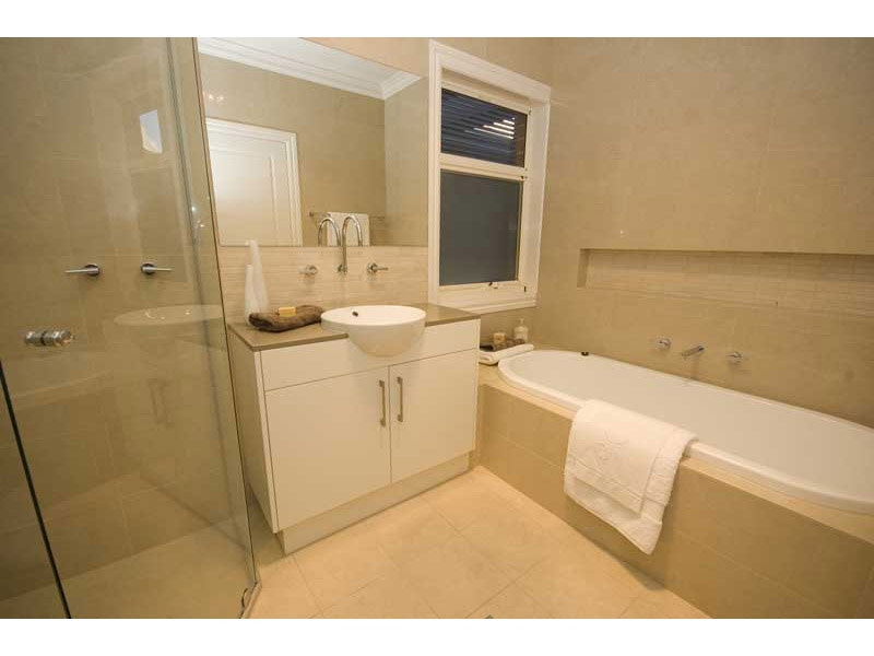22 Tormore Place, North Adelaide Sold by Booth Real Estate - image 1