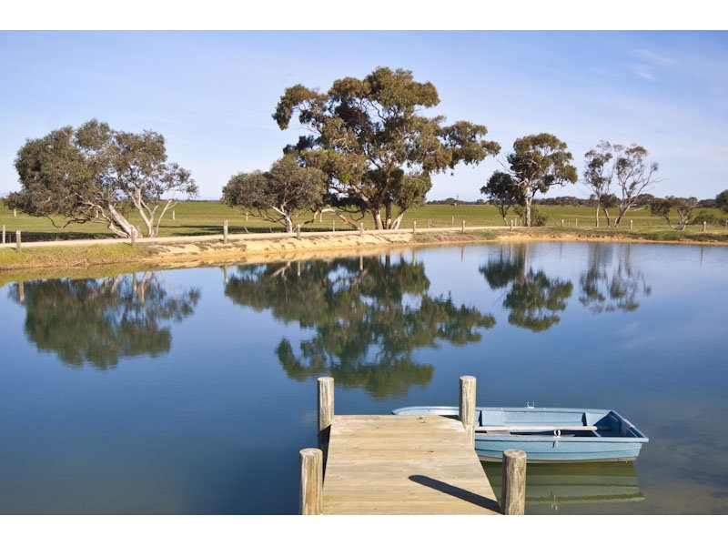 Via Finniss Park Road, Currency Creek Sold by Booth Real Estate - image 1