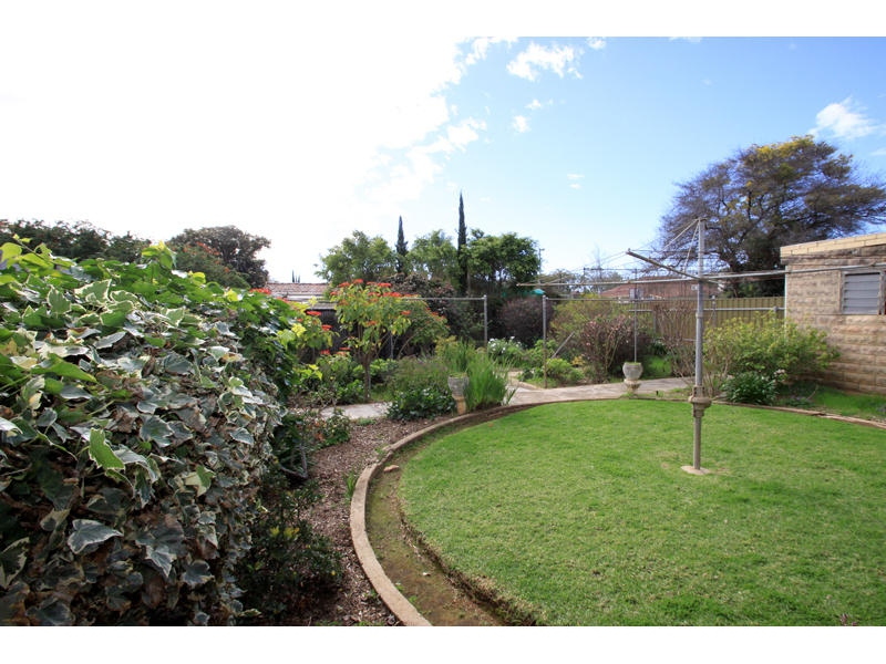 43 Caulfield Avenue, Cumberland Park Sold by Booth Real Estate - image 1