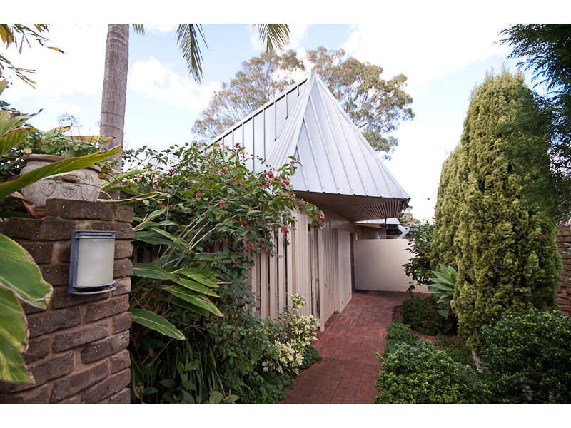 34 Avenel Gardens Road, Medindie Sold by Booth Real Estate - image 1