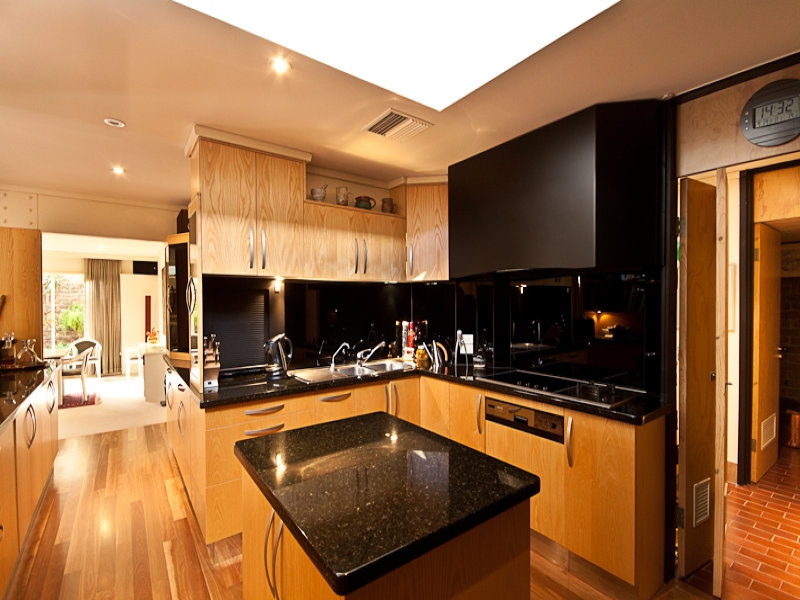 34 Avenel Gardens Road, Medindie Sold by Booth Real Estate - image 1