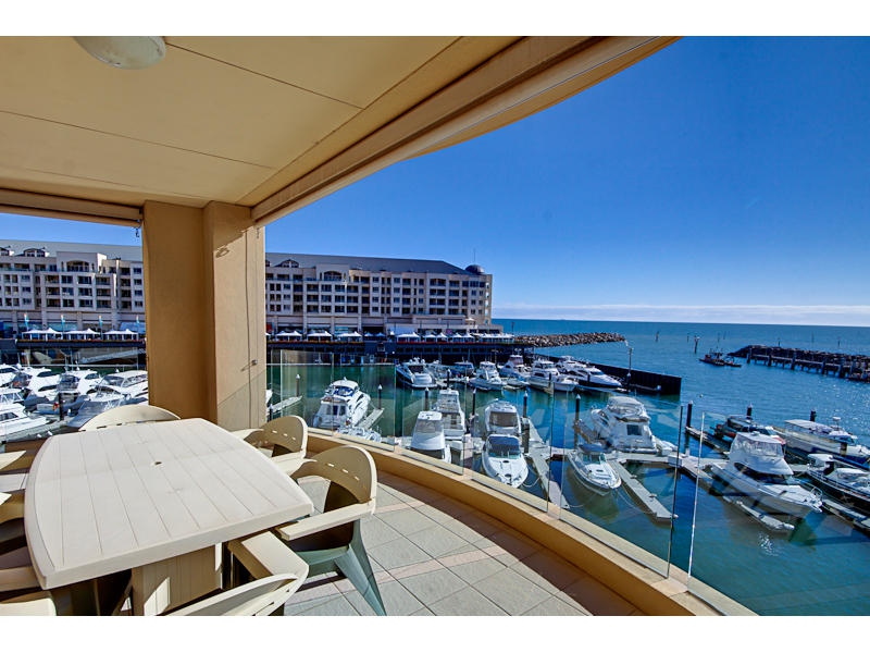 51/32 Colley Terrace, Glenelg Sold by Booth Real Estate - image 1