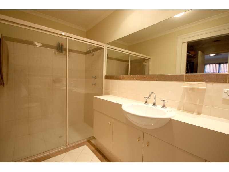 10/11-15 Charlick Circuit, Adelaide Sold by Booth Real Estate - image 1
