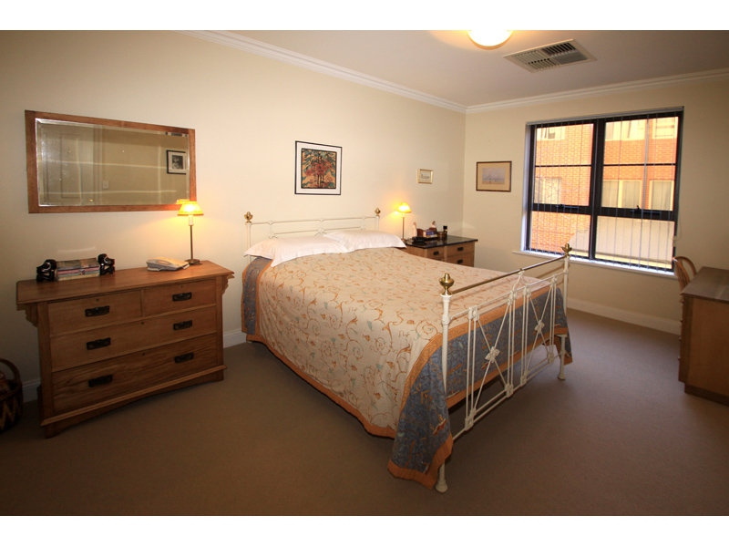 10/11-15 Charlick Circuit, Adelaide Sold by Booth Real Estate - image 1