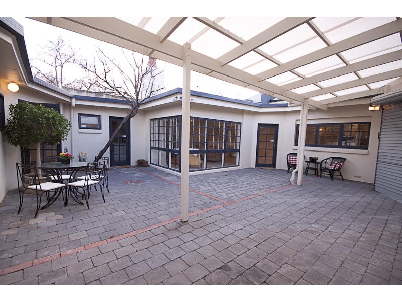 235 Gover Street, North Adelaide Sold by Booth Real Estate - image 1