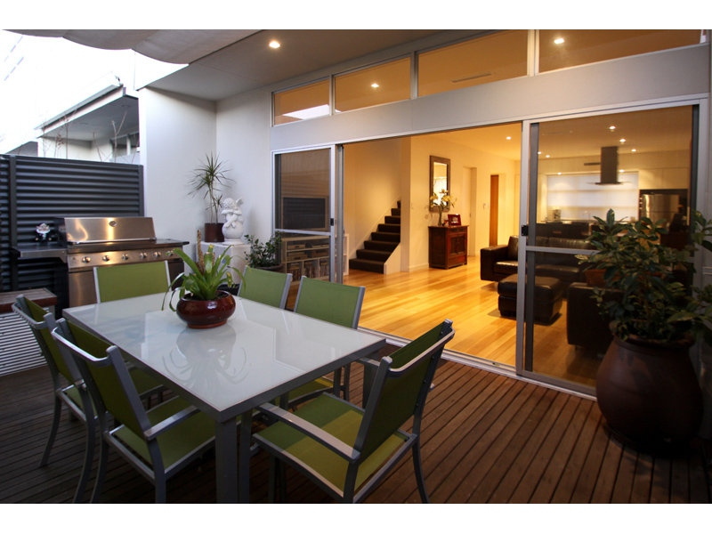 196 Gilles Street, Adelaide Sold by Booth Real Estate - image 1