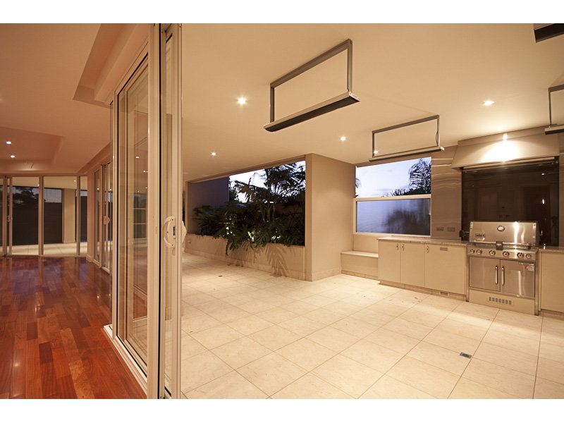 1/225 East Terrace, Adelaide Sold by Booth Real Estate - image 1