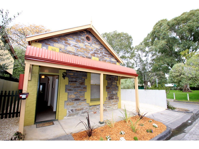 10 Richmond Street, Kensington Sold by Booth Real Estate - image 1
