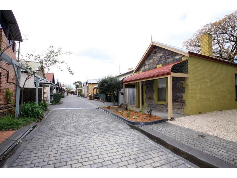10 Richmond Street, Kensington Sold by Booth Real Estate - image 1