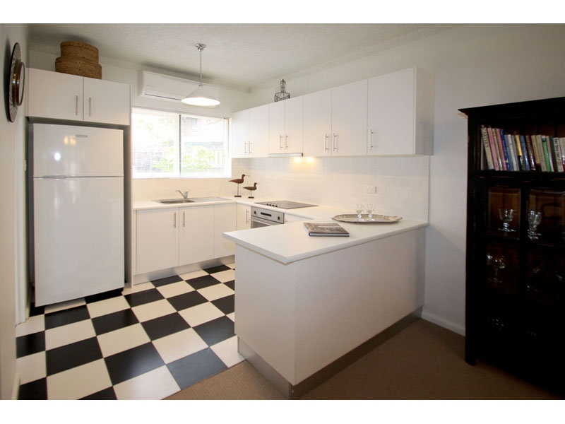 7/33 Foster Street, Parkside Sold by Booth Real Estate - image 1