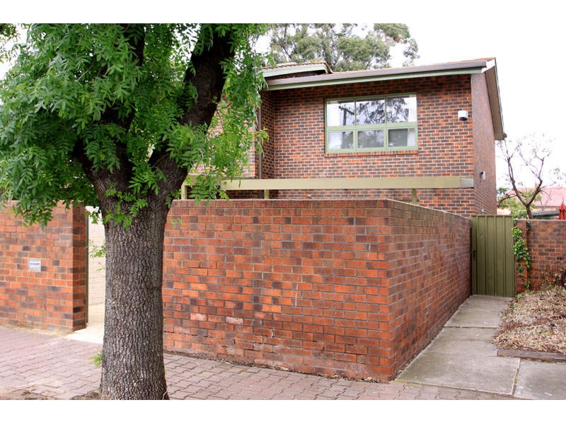 7/33 Foster Street, Parkside Sold by Booth Real Estate - image 1