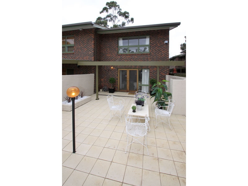 7/33 Foster Street, Parkside Sold by Booth Real Estate - image 1