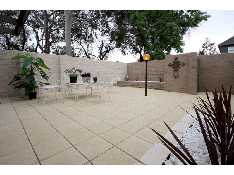 7/33 Foster Street, Parkside Sold by Booth Real Estate - image 1