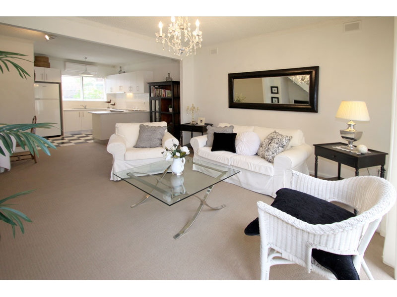 7/33 Foster Street, Parkside Sold by Booth Real Estate - image 1