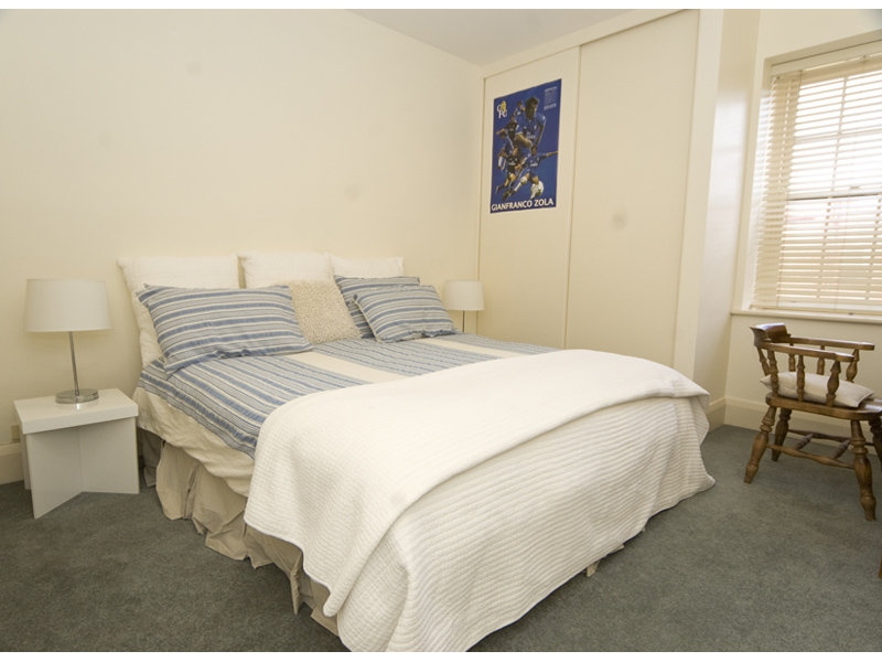 1/18 George Street, North Adelaide Sold by Booth Real Estate - image 1