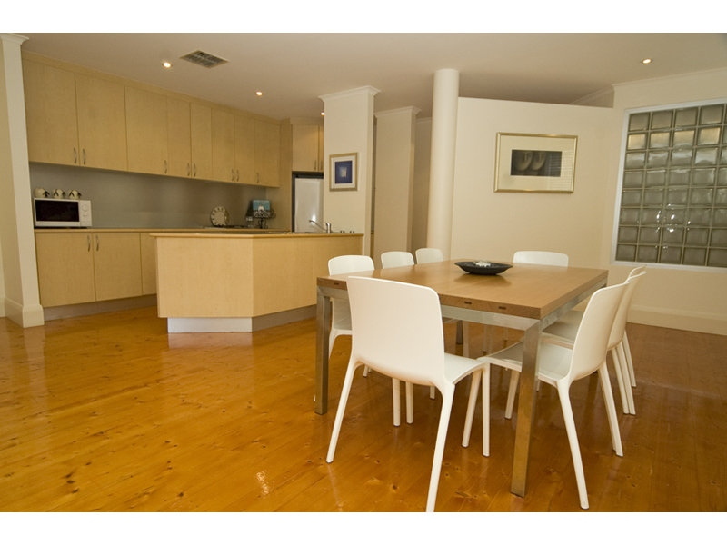 1/18 George Street, North Adelaide Sold by Booth Real Estate - image 1