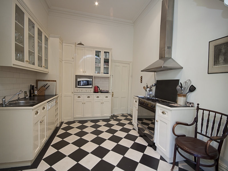 140 Cambridge Terrace, Malvern Sold by Booth Real Estate - image 1