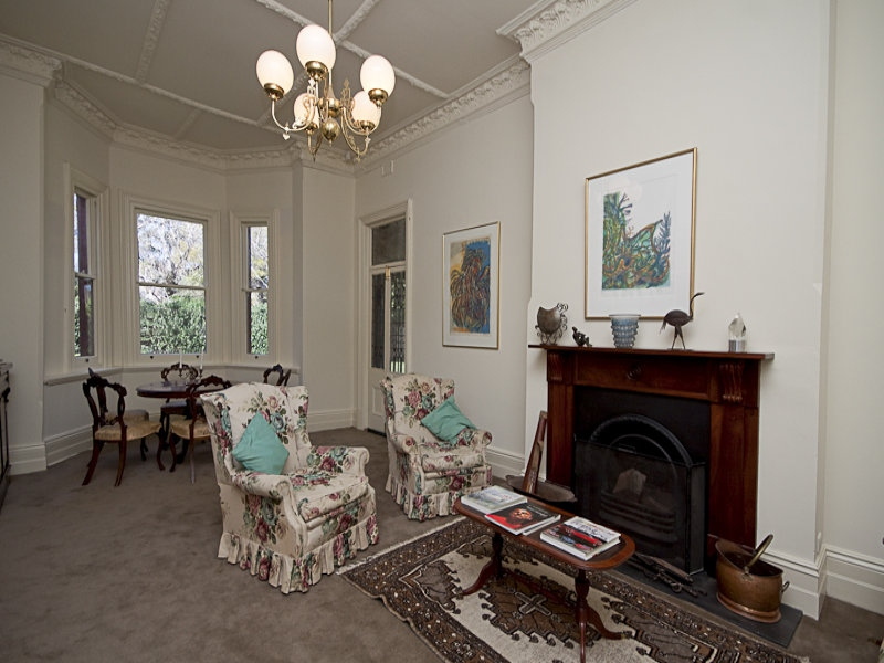 140 Cambridge Terrace, Malvern Sold by Booth Real Estate - image 1