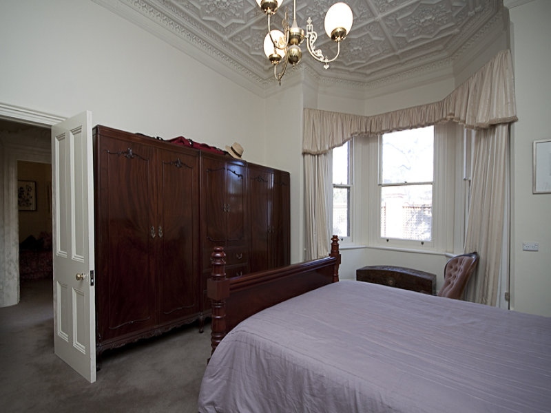 140 Cambridge Terrace, Malvern Sold by Booth Real Estate - image 1