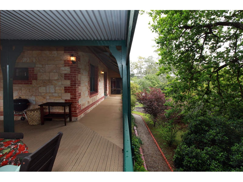25 Shannon Crescent, Coromandel Valley Sold by Booth Real Estate - image 1