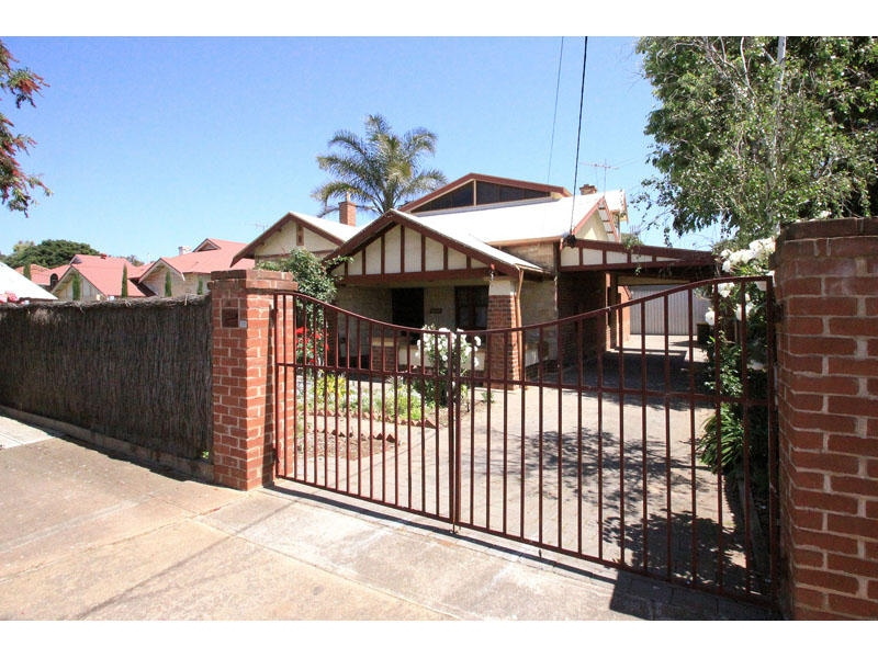 14 Golding Street, Beverley Sold by Booth Real Estate - image 1