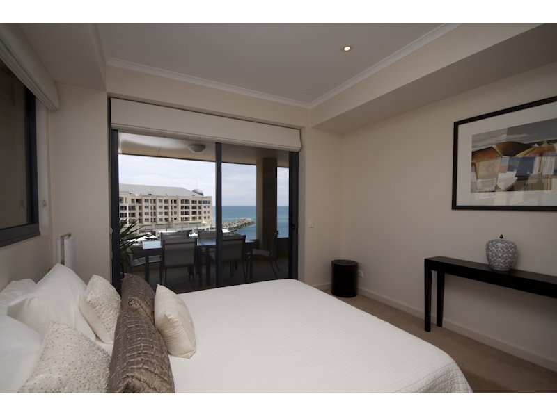 58/32 Colley Terrace, Glenelg Sold by Booth Real Estate - image 1