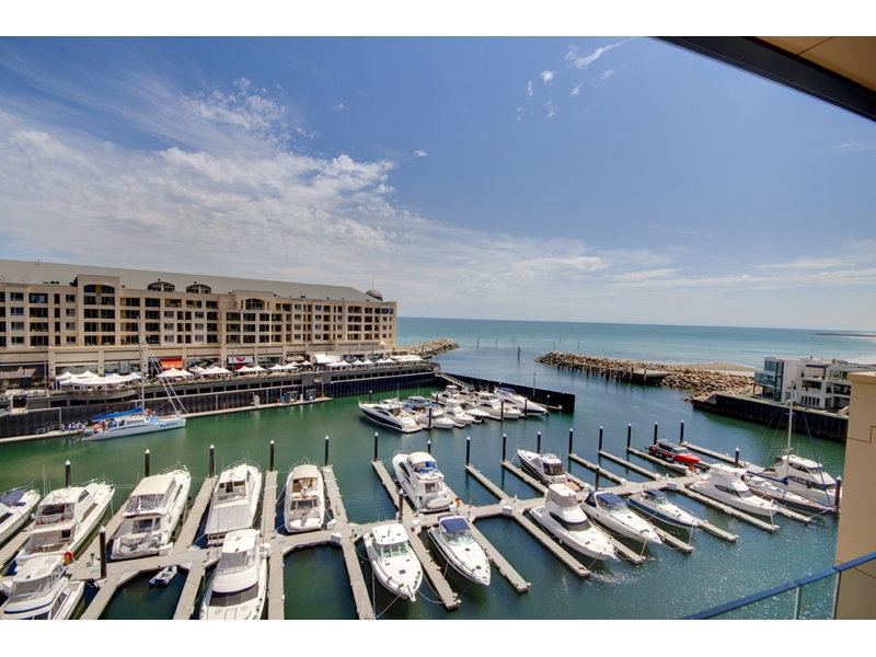 58/32 Colley Terrace, Glenelg Sold by Booth Real Estate - image 1