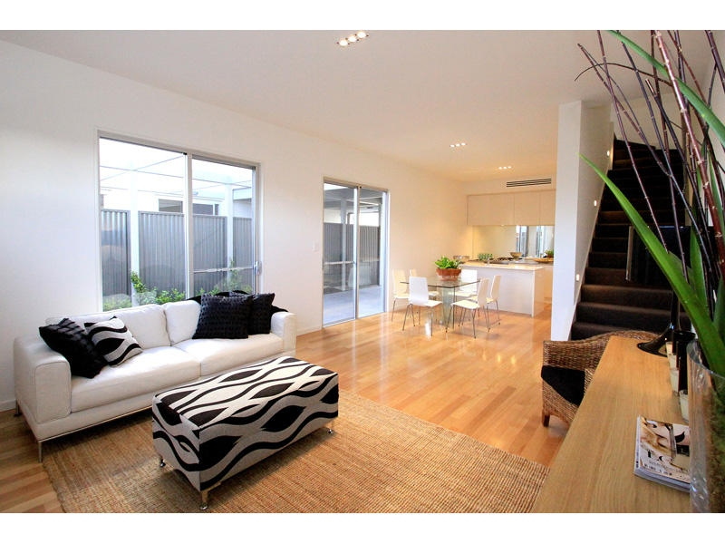 2/12 Charles Street, Unley Sold by Booth Real Estate - image 1