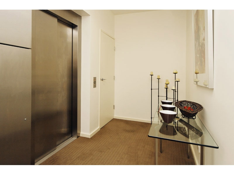 9/1 North Esplanade, Glenelg North Sold by Booth Real Estate - image 1