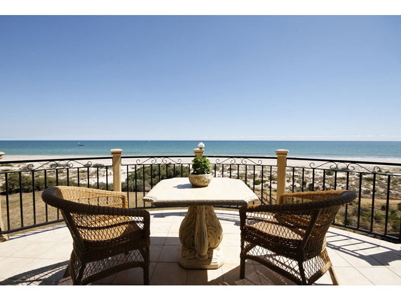 71A Seaview Road, Tennyson Sold by Booth Real Estate - image 1