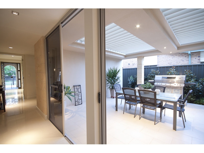 221 Young Street, Unley Sold by Booth Real Estate - image 1