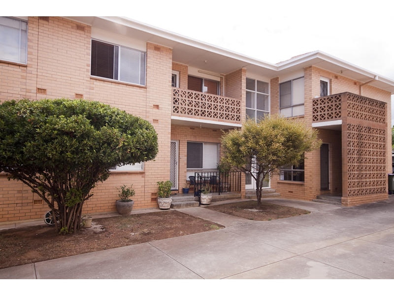 4/88 Hewitt Avenue, Toorak Gardens Sold by Booth Real Estate - image 1