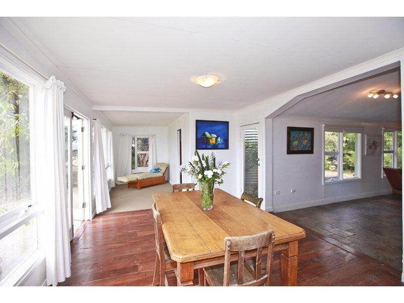 Sec 2328 Airport Road, Middleton Sold by Booth Real Estate - image 1