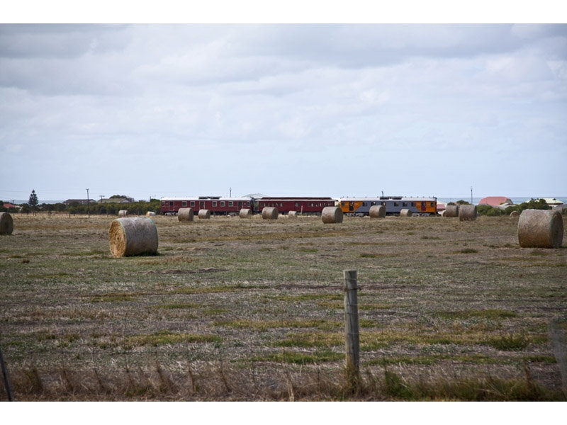 Sec 2328 Airport Road, Middleton Sold by Booth Real Estate - image 1