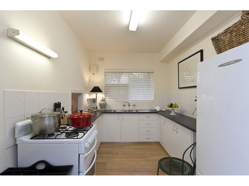 10/141 Buxton Street, North Adelaide Sold by Booth Real Estate - image 1