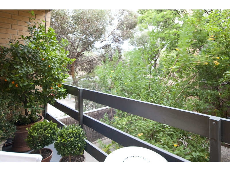 10/141 Buxton Street, North Adelaide Sold by Booth Real Estate - image 1