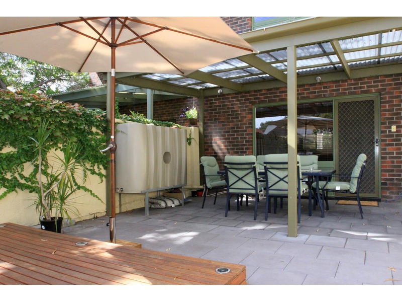 8/33 Foster Street, Parkside Sold by Booth Real Estate - image 1