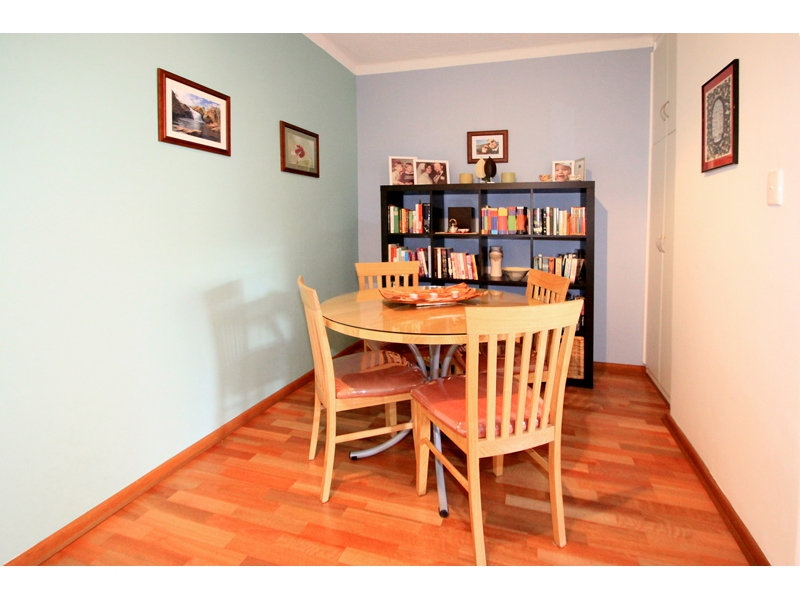 8/33 Foster Street, Parkside Sold by Booth Real Estate - image 1