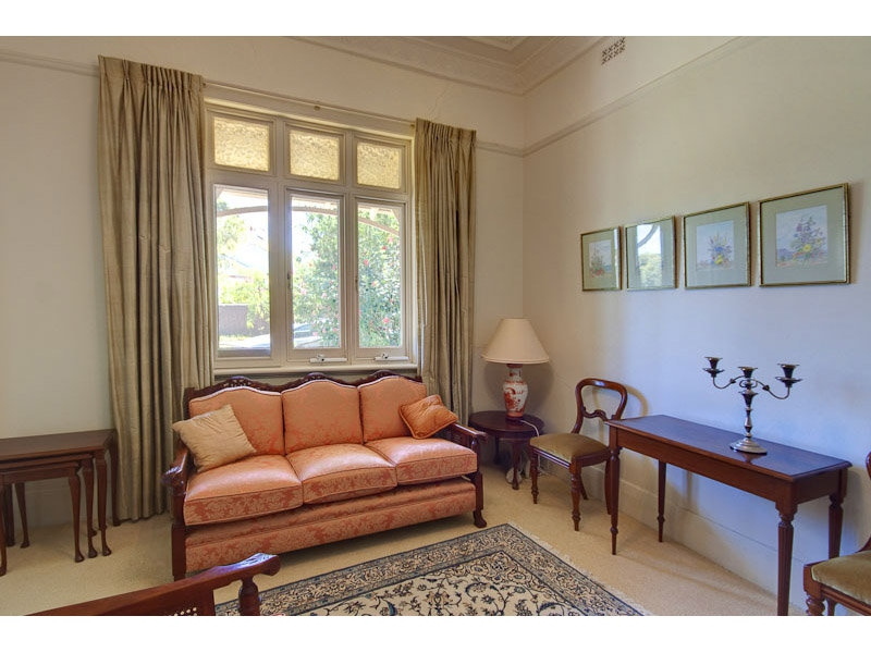 8 Dulcie Street, Dulwich Sold by Booth Real Estate - image 1