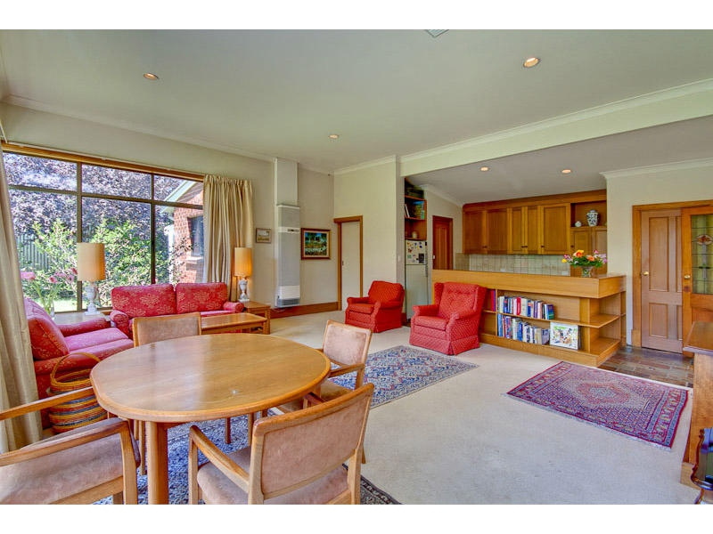 8 Dulcie Street, Dulwich Sold by Booth Real Estate - image 1