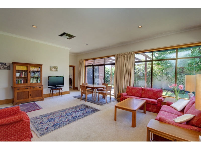 8 Dulcie Street, Dulwich Sold by Booth Real Estate - image 1