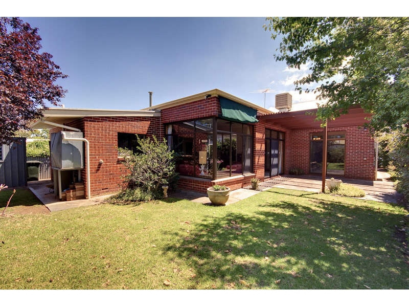 8 Dulcie Street, Dulwich Sold by Booth Real Estate - image 1
