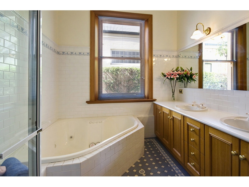 14 Albert Street, Dulwich Sold by Booth Real Estate - image 1