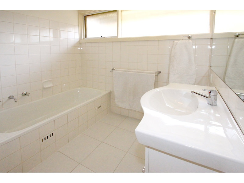 32 Montpelier Street, Parkside Sold by Booth Real Estate - image 1