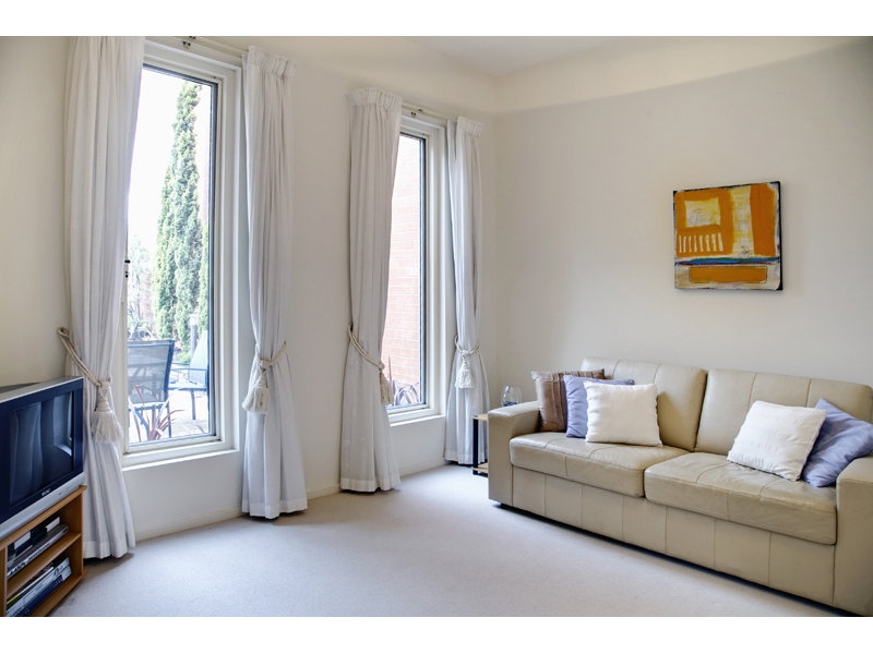 31 Seaview Road, Tennyson Sold by Booth Real Estate - image 1