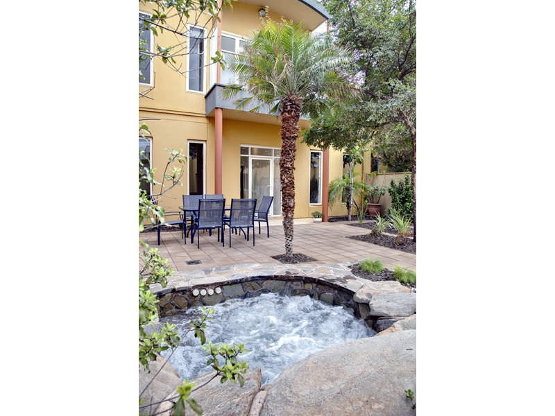 31 Seaview Road, Tennyson Sold by Booth Real Estate - image 1