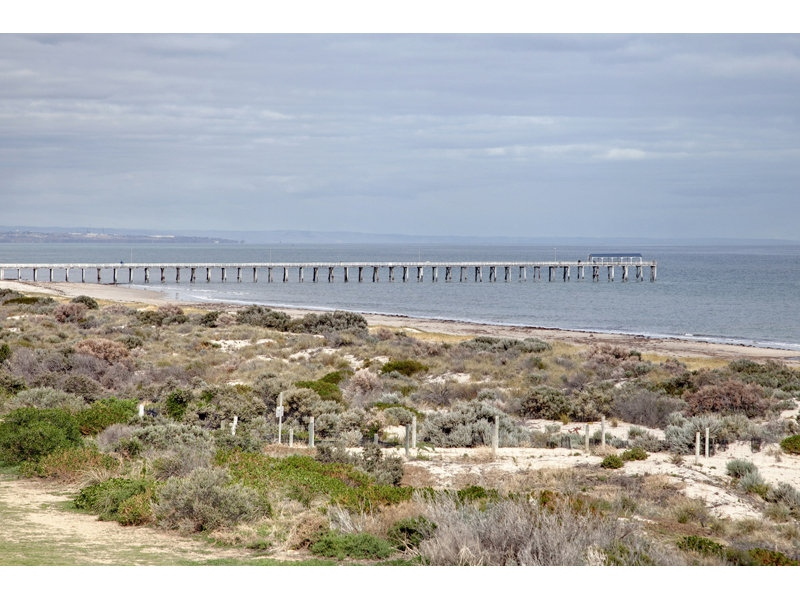 31 Seaview Road, Tennyson Sold by Booth Real Estate - image 1