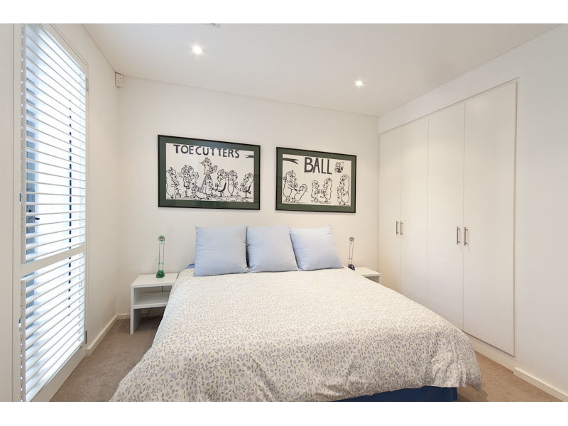 20 Sussex Street, North Adelaide Sold by Booth Real Estate - image 1